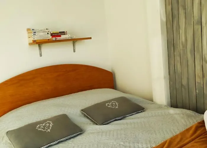 Les Muguets Apartment